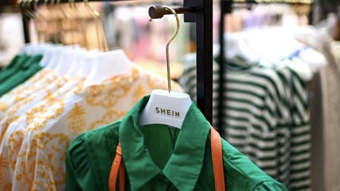 Hãng thời trang nhanh Shein đề nghị một số nhà cung cấp Trung Quốc mở cơ sở sản xuất ở Việt Nam