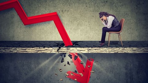 Nhà đầu tư nắm giữ trái phiếu có tài sản đảm bảo là cổ phiếu nên tỉnh táo, không bán tháo theo tâm lý đám đông kẻo 