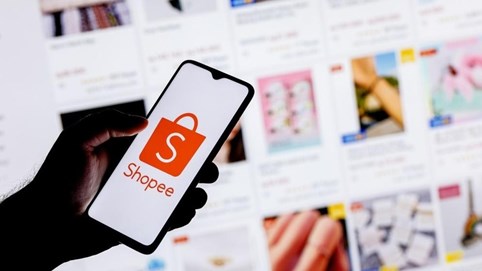 Shopee ra loạt chính sách tính phí mới, tăng tới 6% tuỳ ngành hàng,  nhà bán hàng 'khóc than' vì gánh nặng chi phí 