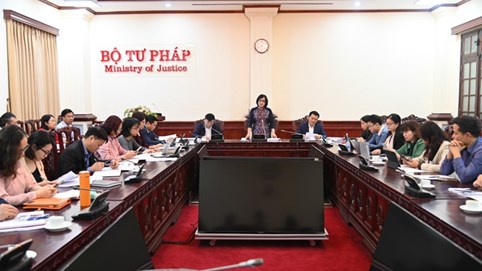 Tập trung nghiên cứu, rà soát những cơ chế, chính sách đặc thù phát triển thành phố Hồ Chí Minh