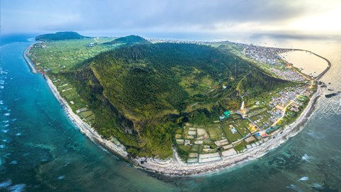 Điều chỉnh quy hoạch Khu kinh tế Dung Quất: bố trí 14.000 ha làm các khu đô thị; xây sân bay Lý Sơn rộng 153 ha