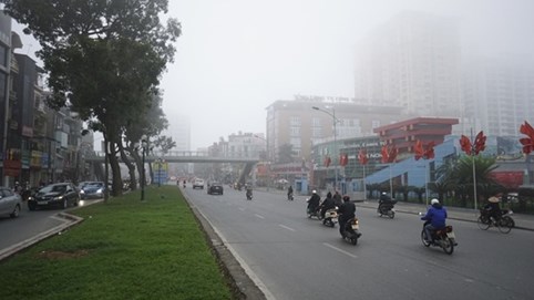 Thời tiết ngày 30/12: Hà Nội có mưa, trời rét; Trung Bộ cục bộ mưa to