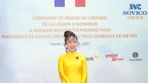 Nữ doanh nhân Việt Nam đầu tiên nhận Huân chương Bắc đẩu Bội tinh 