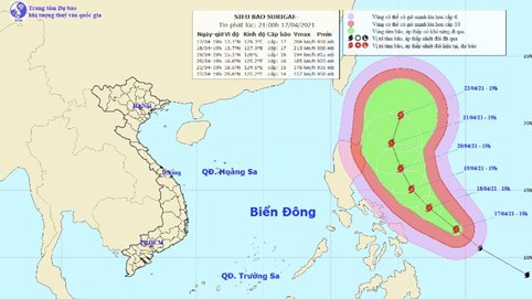 Xuất hiện siêu bão Surigae giật cấp 17 gây gió giật cấp 8 ở bắc và giữa biển Đông