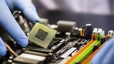 CEO AutoNation tình trạng thiếu hụt chất bán dẫn còn kéo dài đến năm 2022