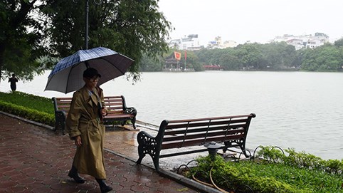 Ngày mai 25/4: miền Bắc hạ nhiệt chờ chuyển lạnh, Nam Bộ đề phòng mưa đá