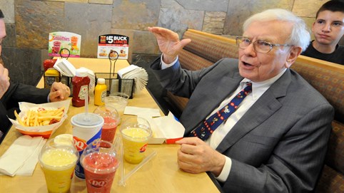 Đây là cơ hội cuối cùng để ăn trưa cùng huyền thoại đầu tư Buffett