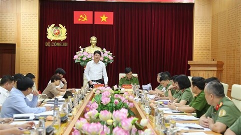 Tiếp tục rà soát văn bản quy phạm pháp luật phục vụ triển khai thực hiện Đề án 06