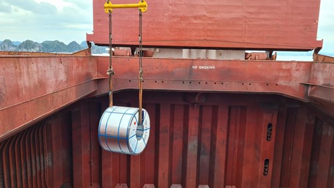 Tôn Hòa Phát đạt kỷ lục xuất khẩu trong tháng 5 với 20.000 tấn