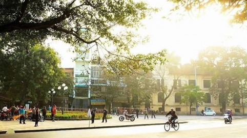 Thời tiết ngày 21/6: Hà Nội ngày nắng nóng gay gắt, chiều tối có thể mưa dông