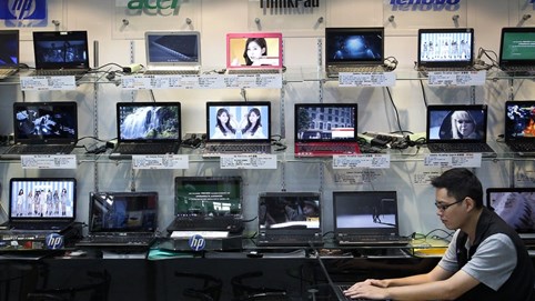 Công nghệ phổ biến của Mỹ khiến Trung Quốc mất 50 năm cố phát triển vẫn không thành công, tự xây dựng hơn 20 sản phẩm nhưng chưa chiếm nổi 1% thị phần nội địa