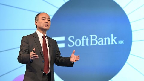 SoftBank quay lại đường đua với kế hoạch rót vốn 