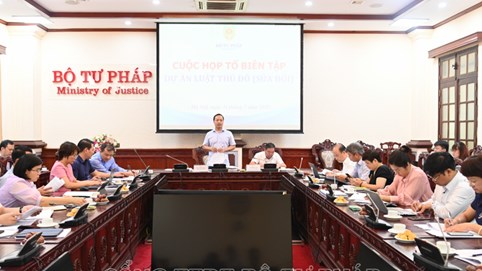 Lựa chọn các cơ chế, chính sách đặc thù, vượt trội để thúc đẩy Thủ đô phát triển