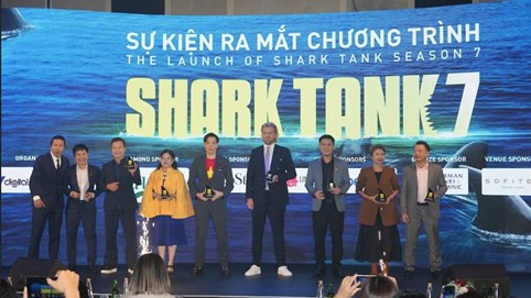 Hé lộ 4 vị cá mập mới trong Shark Tank Việt Nam mùa 7, có cả 'Shark ngoại'