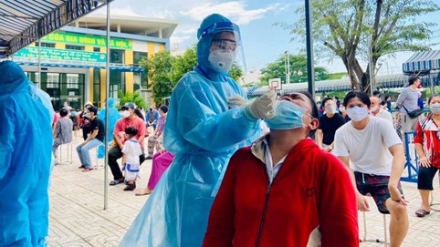 Ghi nhận 7.525 ca nhiễm Covid-19 trong ngày 25/7, số ca tại TP HCM vượt 60.000