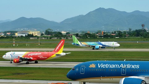 Dừng khai thác tất cả chuyến bay chở khách giữa TP HCM và Hà Nội