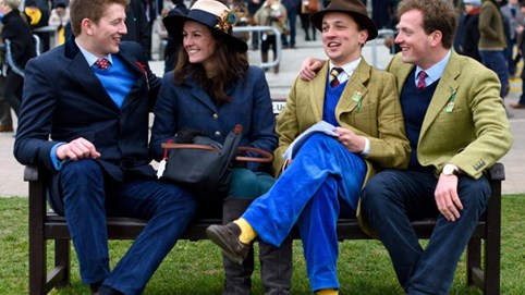 Người giàu chọn bạn mà chơi như thế nào? Nếu biết áp dụng, bạn hoàn toàn có thể trở nên giàu có