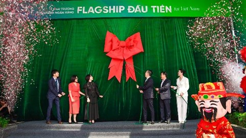 VPBank khai trương chi nhánh Flagship ngân hàng đầu tiên tại Việt Nam
