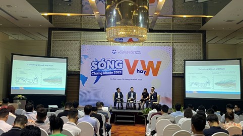 Chuyên gia FiinGroup: Định giá thị trường không còn rẻ, nhà đầu tư sẽ có cái nhìn thận trọng hơn