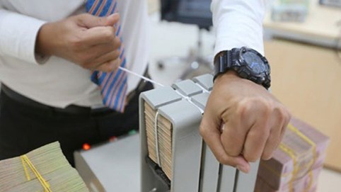 Ngân hàng siết chặt cho vay kinh doanh bất động sản, chứng khoán, tiêu dùng