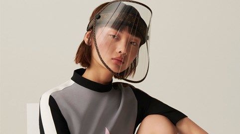 Louis Vuitton bán màn chắn giọt bắn với giá gần 1.000 USD