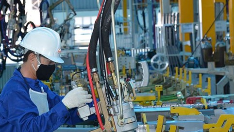 ADB tiếp tục hạ dự báo tăng trưởng kinh tế Việt Nam, còn 1,8%