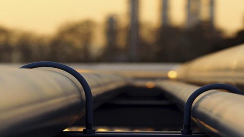 Yếu tố nào khiến hàng loạt các tổ chức lớn hạ mạnh dự báo nhu cầu năng lượng toàn cầu?