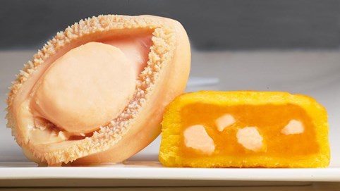 Top những chiếc bánh trung thu đắt nhất thế giới: Có chiếc bánh dát vàng 24K, giá trị đến 21 triệu đồng