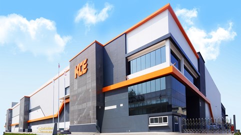 Cổ phiếu công ty tăng 534% trong 18 tháng, "ông trùm" ngành điện tử Thái Lan trở thành tỷ phú thế giới