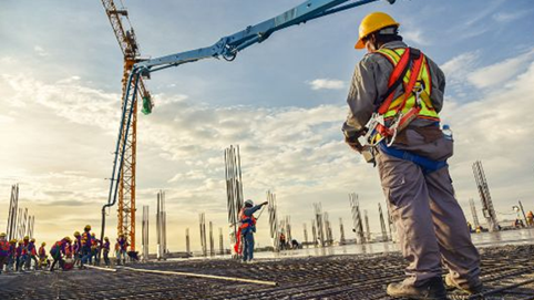 Chứng khoán MBS dự báo quý III/2025 lợi nhuận ngành xây dựng và dầu khí có thể tăng bằng lần