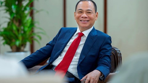 Cổ phiếu của Vingroup  (VIC) tăng trần, khối tài sản của Chủ tịch Phạm Nhật Vượng tăng lên mức 19,2 tỷ USD