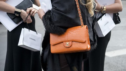 Cơn khát hàng xa xỉ lên cao nhưng Chanel Hàn Quốc vẫn quyết áp dụng quy tắc 
