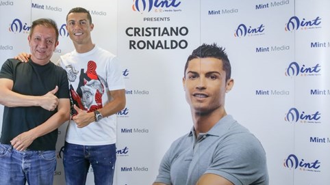 Cristiano Ronaldo hợp tác với tỷ phú Singapore làm startup về bóng đá kỹ thuật số