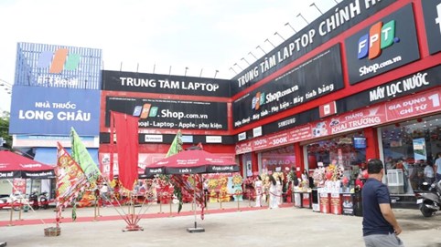  FPT Retail 8 năm liền khẳng định vị thế ‘Top 10 Công ty Bán lẻ uy tín’  