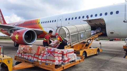 Dính đòn Covid-19, Vietjet Air lỗ hơn 900 tỷ đồng 