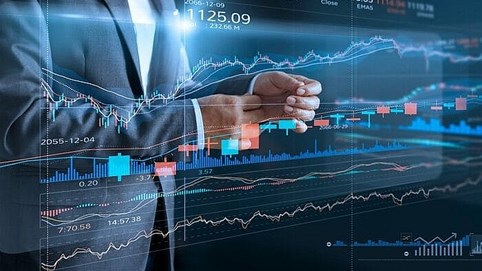 Chứng khoán 1/11: Hàng loạt Bluechips bị chốt lời mạnh, VN-Index quay đầu giảm điểm với thanh khoản bùng nổ