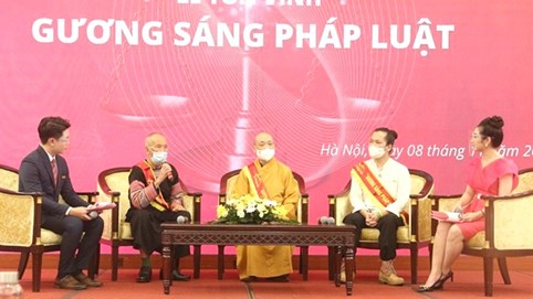 Gương sáng pháp luật: Hành trình lan tỏa những giá trị nhân văn