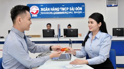 SCB cộng thêm lãi suất 0,8%/năm dành cho khách hàng gửi tại quầy