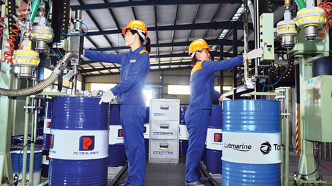 Tổng công ty Hoá dầu Petrolimex (PLC) điều chỉnh kế hoạch kinh doanh năm 2023