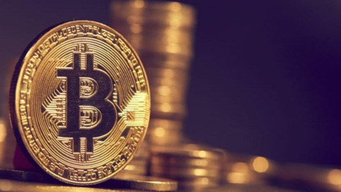 Tiền ảo và vàng là hai tài sản có mức lãi “khủng” nhất từ đầu năm đến nay