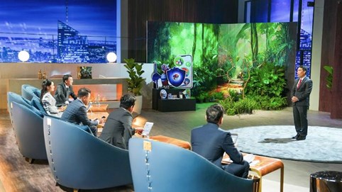 Từng bán nhà để phát triển ứng dụng học tiếng Anh Riolish trong 8 năm, nhà sáng lập được Shark khuyên nên lùi về đảm nhiệm vị trí COO