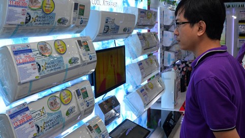 Giảm giá kịch sàn, điện máy vẫn ế