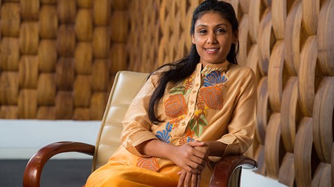 Hồ sơ tỷ phú: Roshni Malhotra - nữ tỷ phú giàu nhất Ấn Độ, người thừa kế đế chế công nghiệp 8,9 tỷ USD