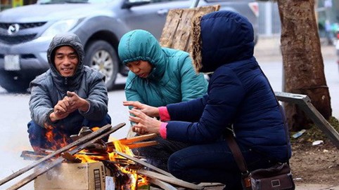 Thời tiết tuần 22 - 28/11: Gió mùa Đông Bắc tràn về, Bắc Bộ chuyển rét, có nơi rét đậm; Nam Bộ mưa rào và dông rải rác