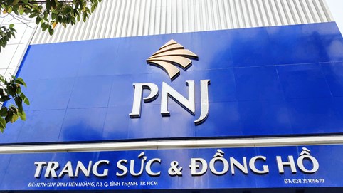 PNJ lãi sau thuế gần 1.500 tỷ đồng sau 10 tháng, vượt 12,6% kế hoạch năm