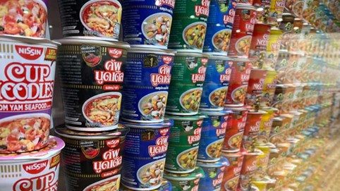 Thắt chặt chi tiêu, lượng tiêu thụ 