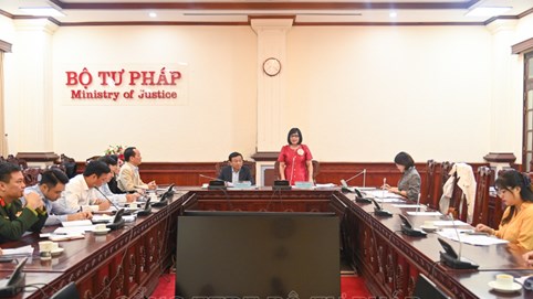 Phát triển đường sắt hiện đại, đồng bộ, bền vững, có trọng tâm, trọng điểm