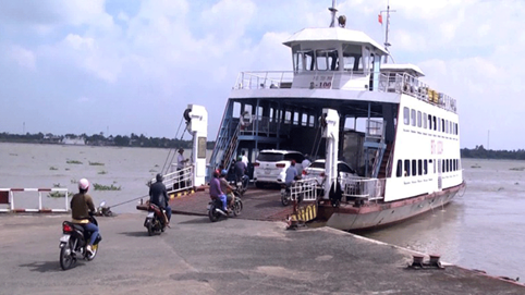 12 đối tượng miễn thu tiền dịch vụ sử dụng phà