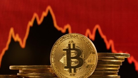 Lao dốc tới 40% từ đỉnh, nhà đầu tư tháo chạy, quỹ ETF Bitcoin của BlackRock đối mặt với tháng tệ nhất kể từ năm 2022