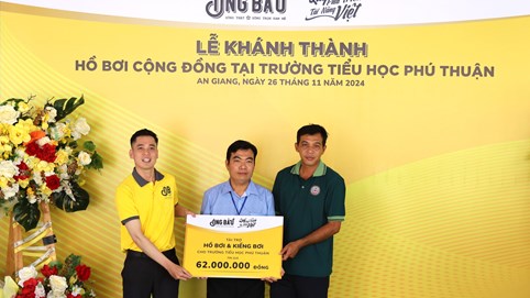 Quỹ phát triển tài năng Việt trao tặng hồ bơi thứ hai cho trẻ em nghèo